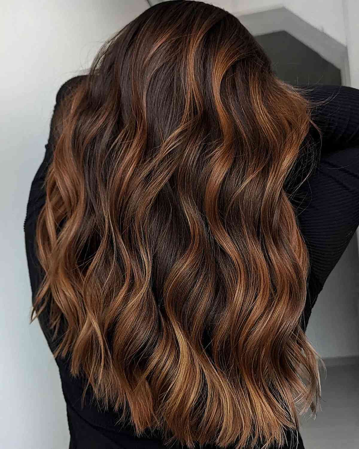 Embrace the Warmth: Brown Hair Inspirations and Ideas - 5