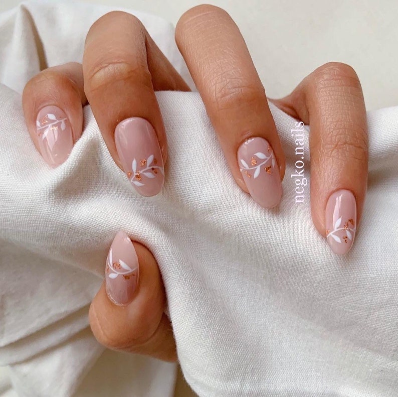 Bridal Nails: Stunning Ideas for Your Big Day - 7