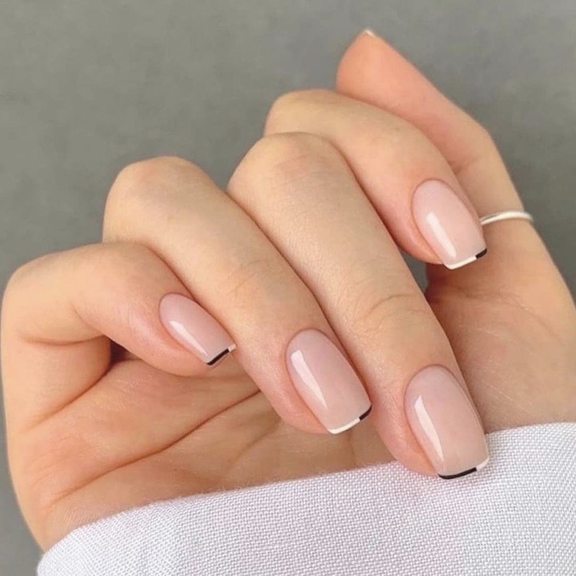 Elegant Nails: A Guide to Achieving Timeless and Sophisticated Looks - 8