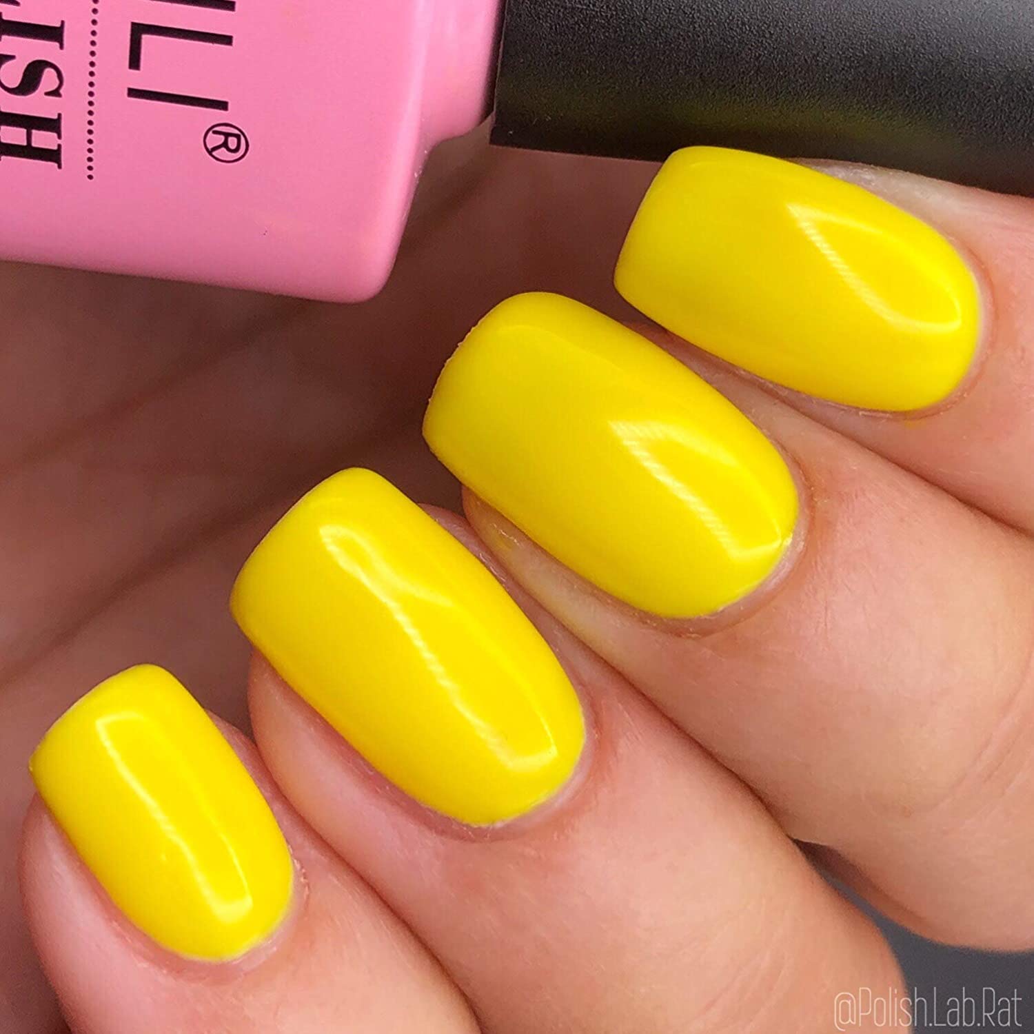 Yellow Nails: Bright and Bold Designs to Try Now - 6