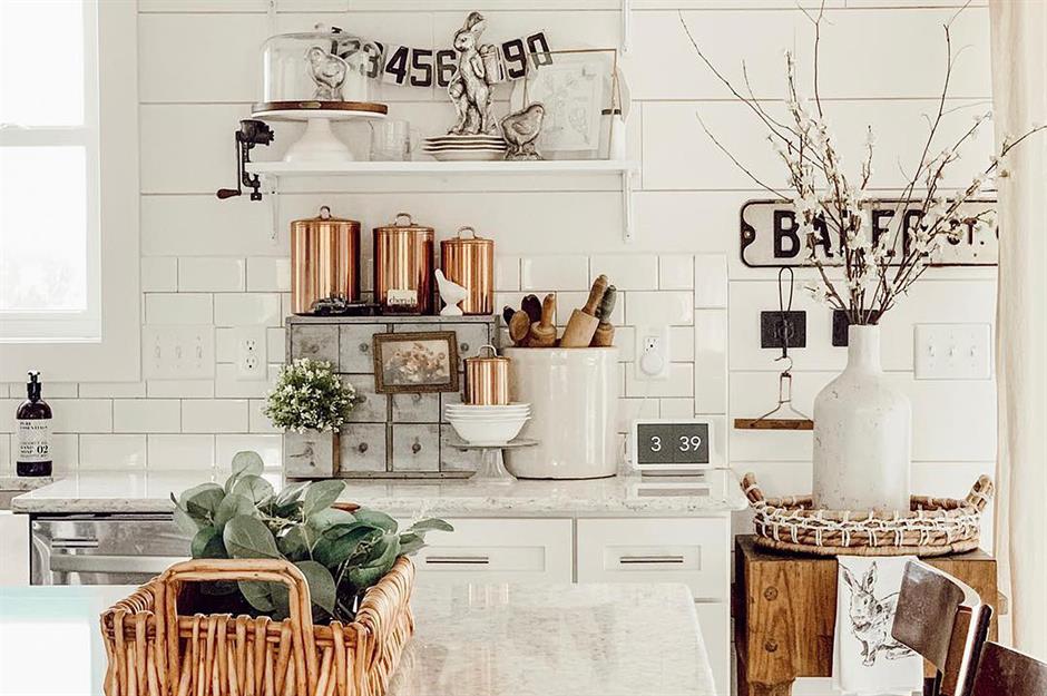 Country Farmhouse Décor: Creating a Warm, Rustic Charm for Your Home - 4