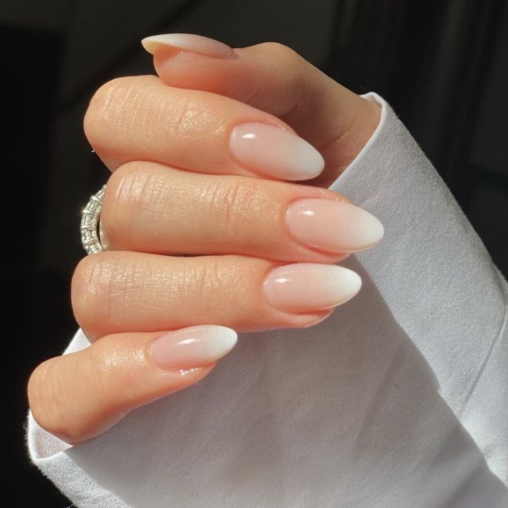 Neutral Nails: Versatile Designs for Every Occasion - 4