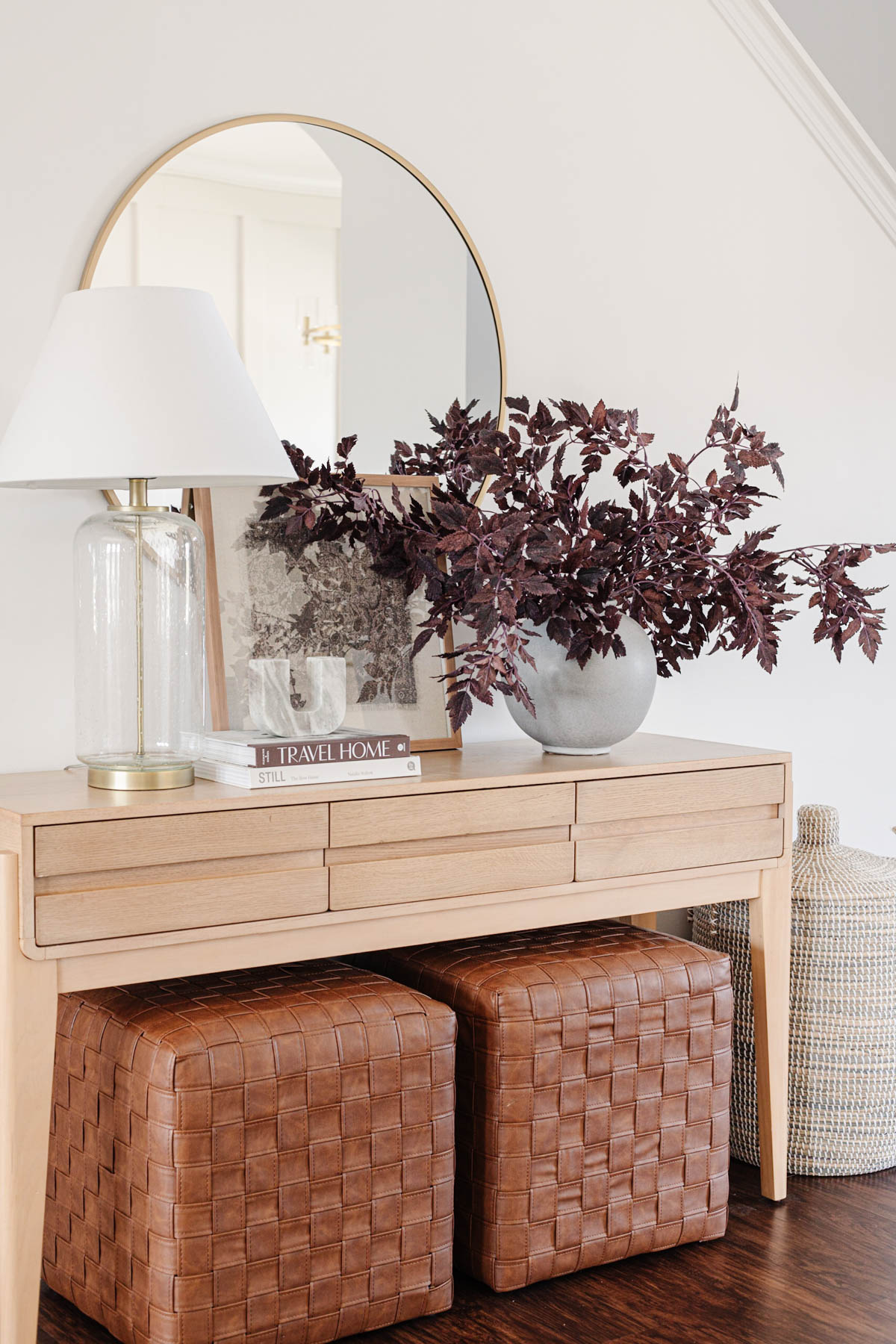 Entryway Table Decor Ideas to Transform Your Space - 1