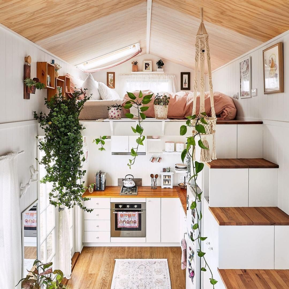 Tiny House Living: A Complete Guide to Downsizing and Simplifying Life - 5