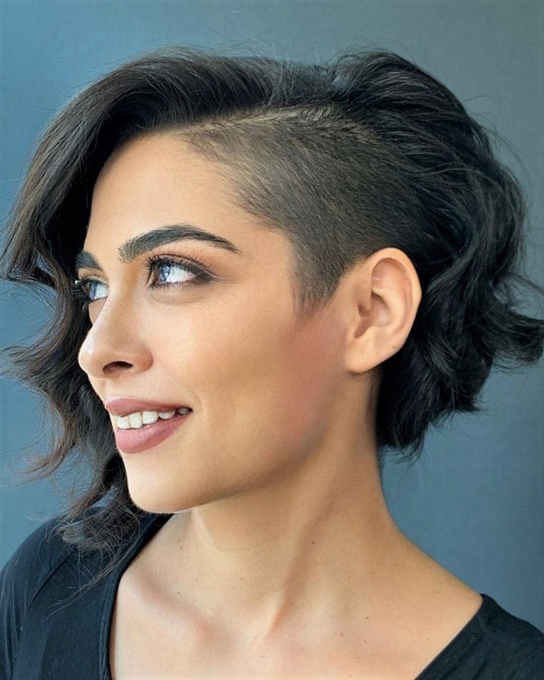 Trendy Short Hair Styles for 2024: Your Complete Guide - 3