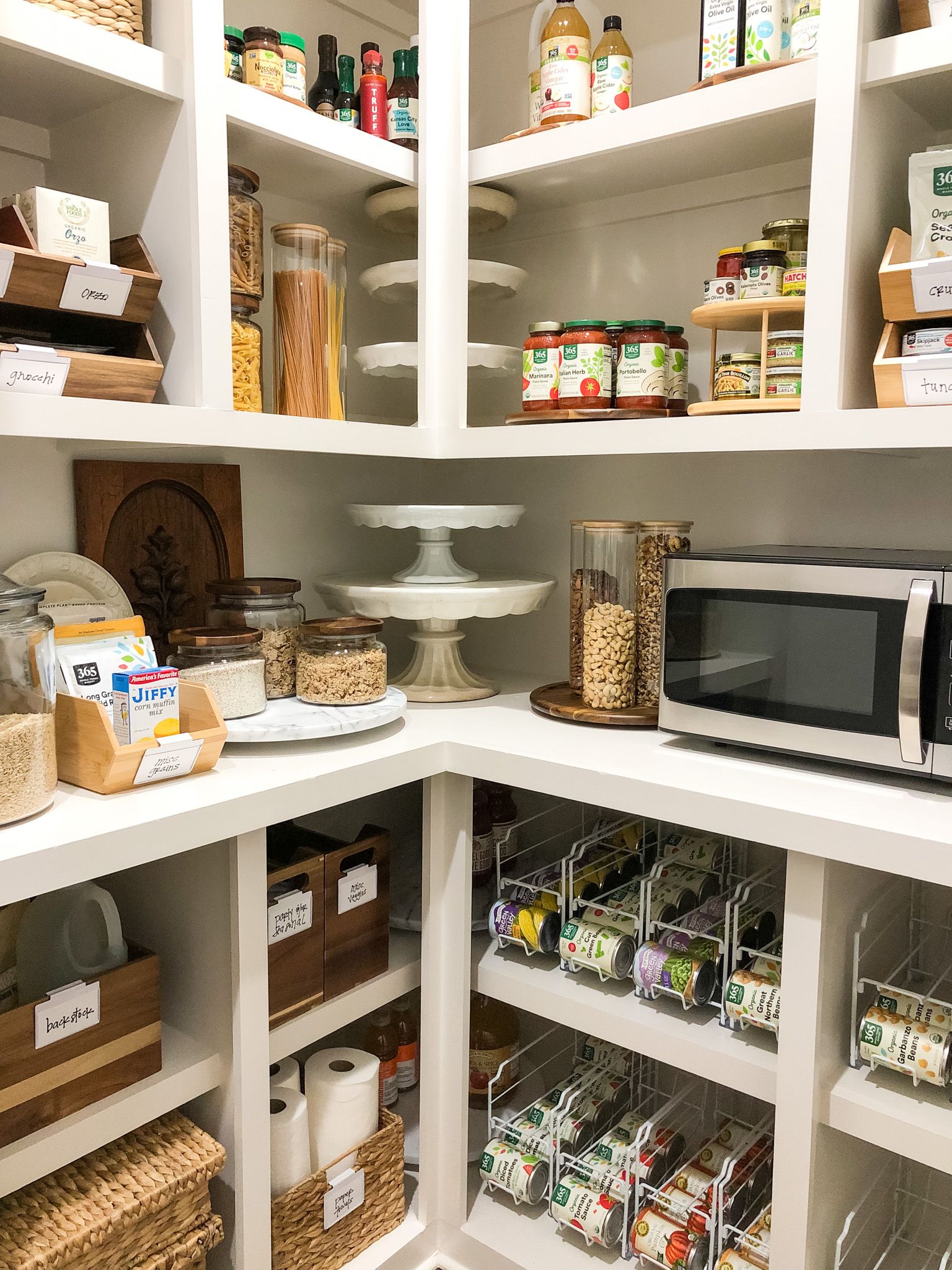 Small Pantry Organization Ideas: Maximize Space with Style and Functionality - 5