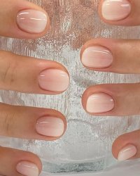 Exploring Minimalist Nails: The Ultimate Guide to Simplistic Elegance